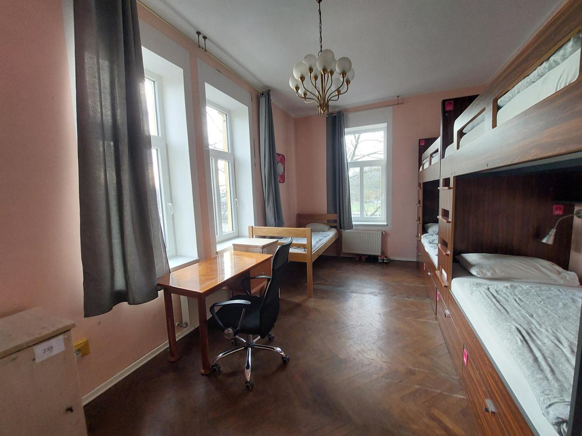 Vv Way - Lisica Zvitorepka Ljubljana Buitenkant foto